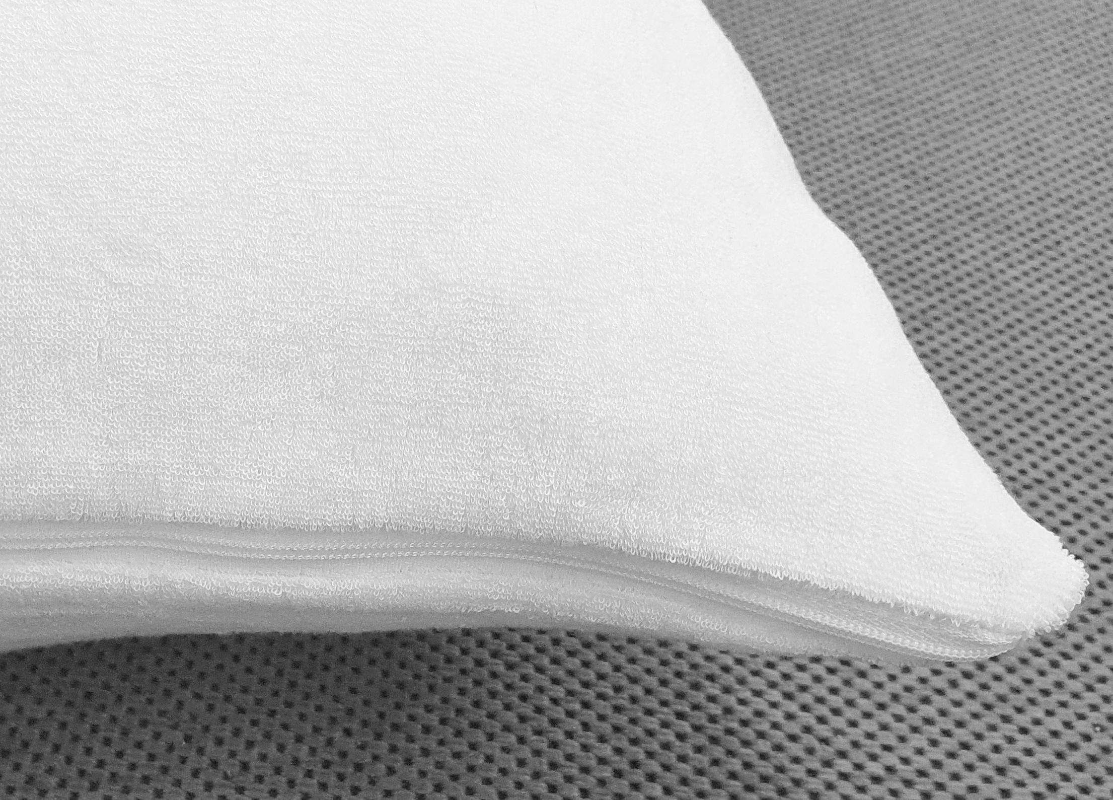 Kissenschonbezug mit Reissverschluss